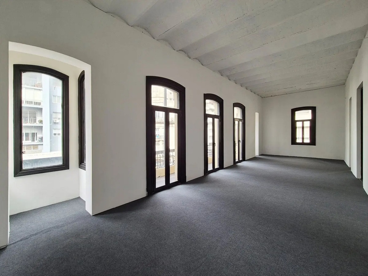 Alquiler - Oficinas - Centro - Edificio De Tres Pisos · Foto 6