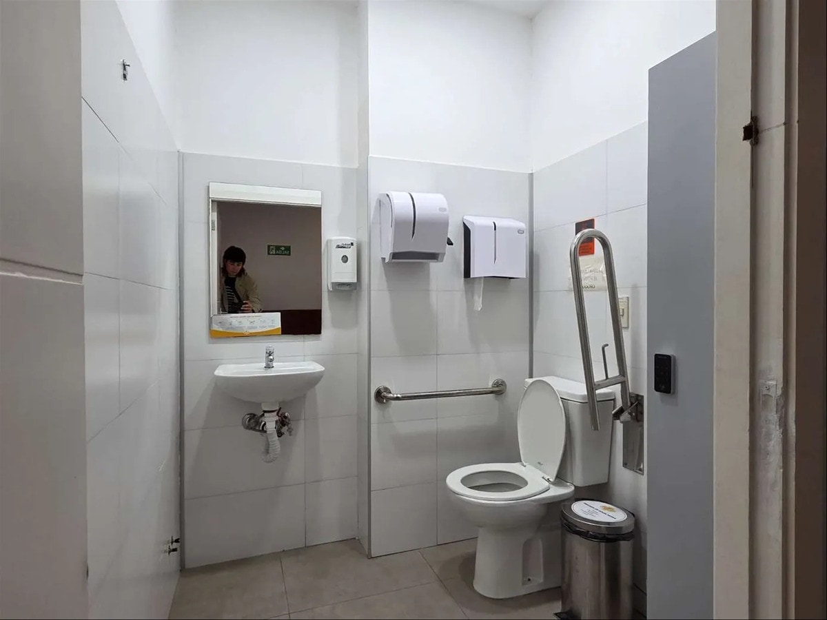 Alquiler - Edificio - Oficinas - Local Comercial - Wtc - Buceo - Pocitos Nuevo - Con Parking - · Foto 12