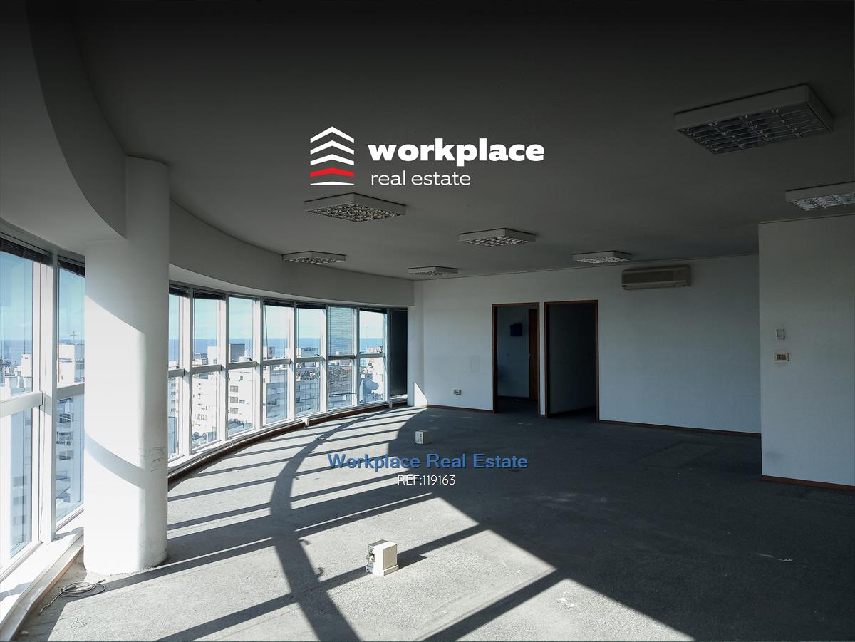 Oficina en el Centro - Alquiler - EDIFICIO DE CATEGORIA