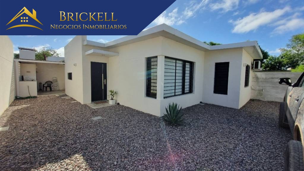 Casa en venta en Solymar sur 2 dormitorios , 2 baños.