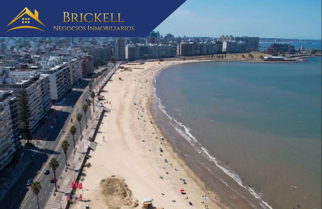 VENTA APARTAMENTO DOS DORMITORIOS.POCITOS. GARAJE.