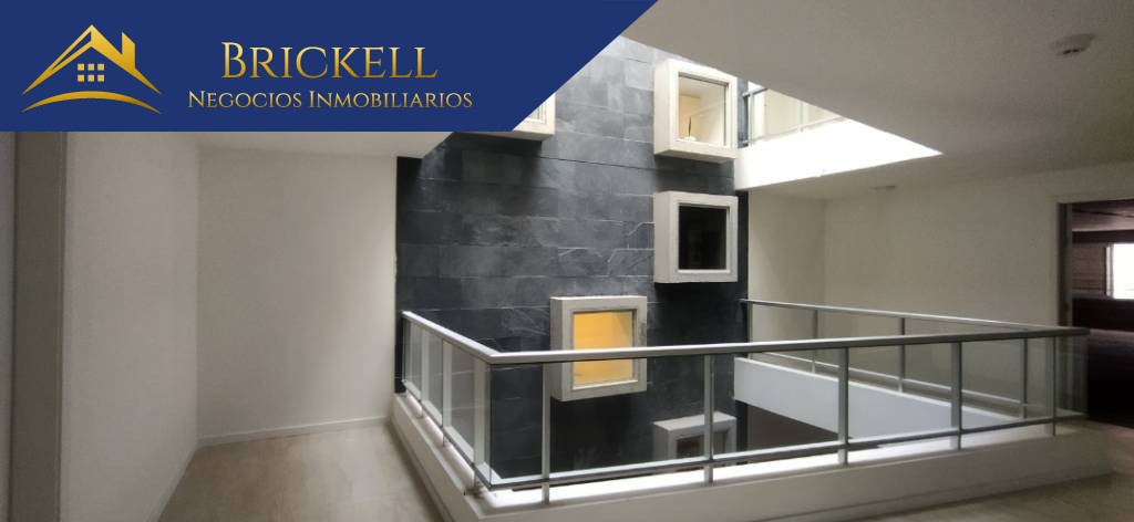 ALQUILER CONSULTORIO U OFICINA TRES CRUCES GARAGE 120 METROS CUADRADOS