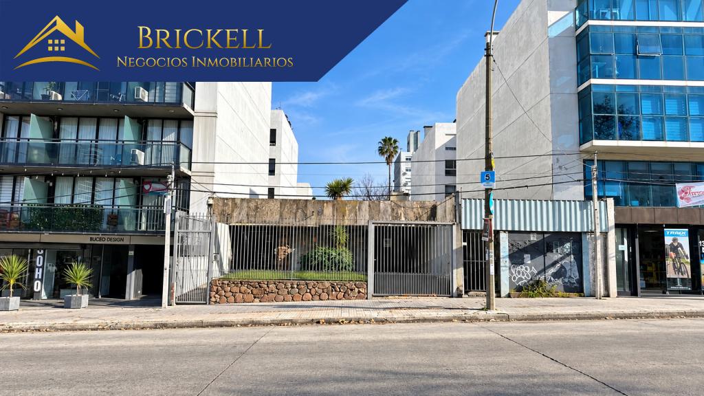 VENTA CASA 4 DORMITORIOS Y GARAJE EN POCITOS
