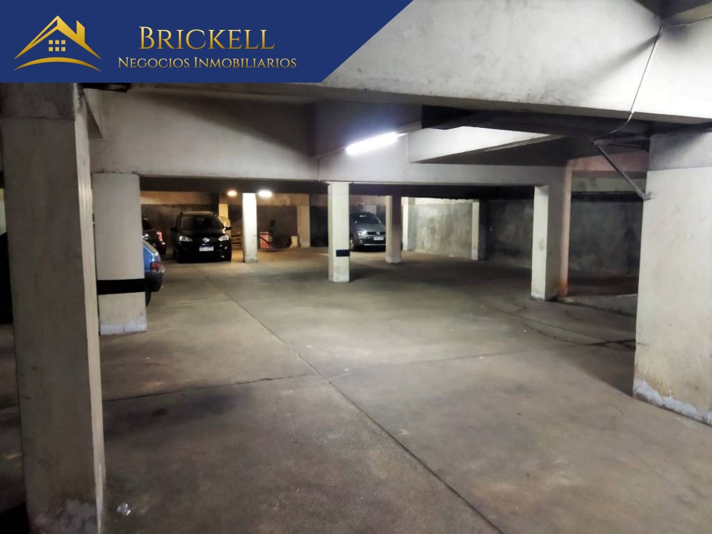 ALQUILER DE CÓMODO APARTAMENTO EN EL CENTRO 2 DORMITORIOS, GARAGE · Foto 9