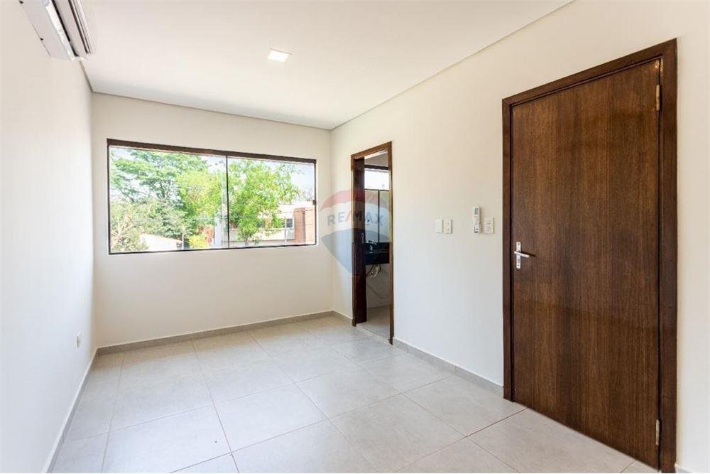 Duplex - Alquiler - Luque, Paraguay — foto 3