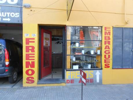 Nuda Propiedad Local En Venta Zona Repuestos De Autos Centro