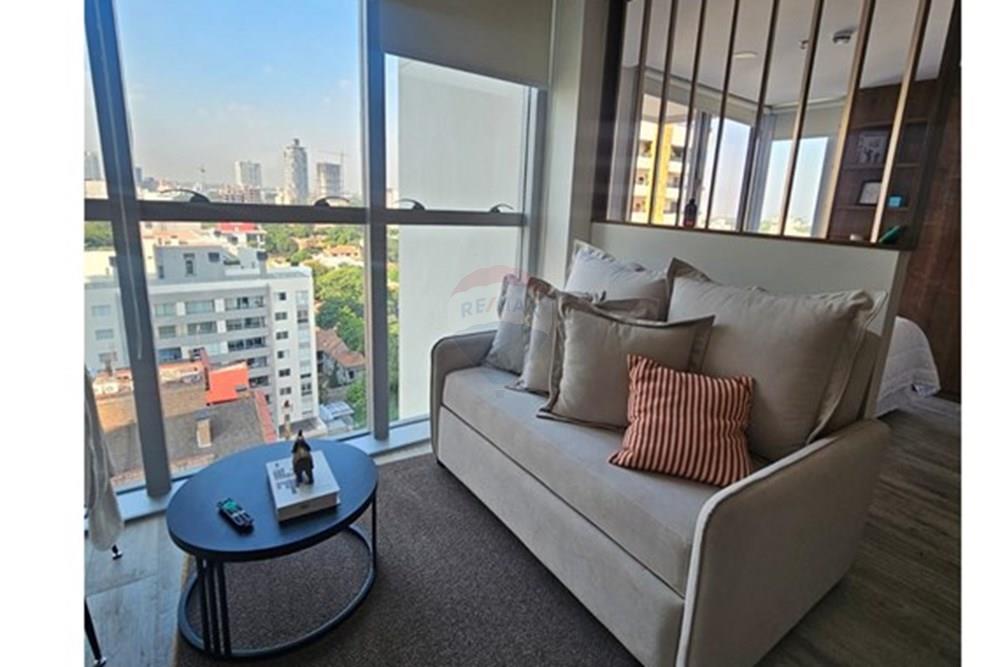 ALQUILO MONOAMBIENTE AMOBLADO EN EL EDIFICIO UNICO — foto 3