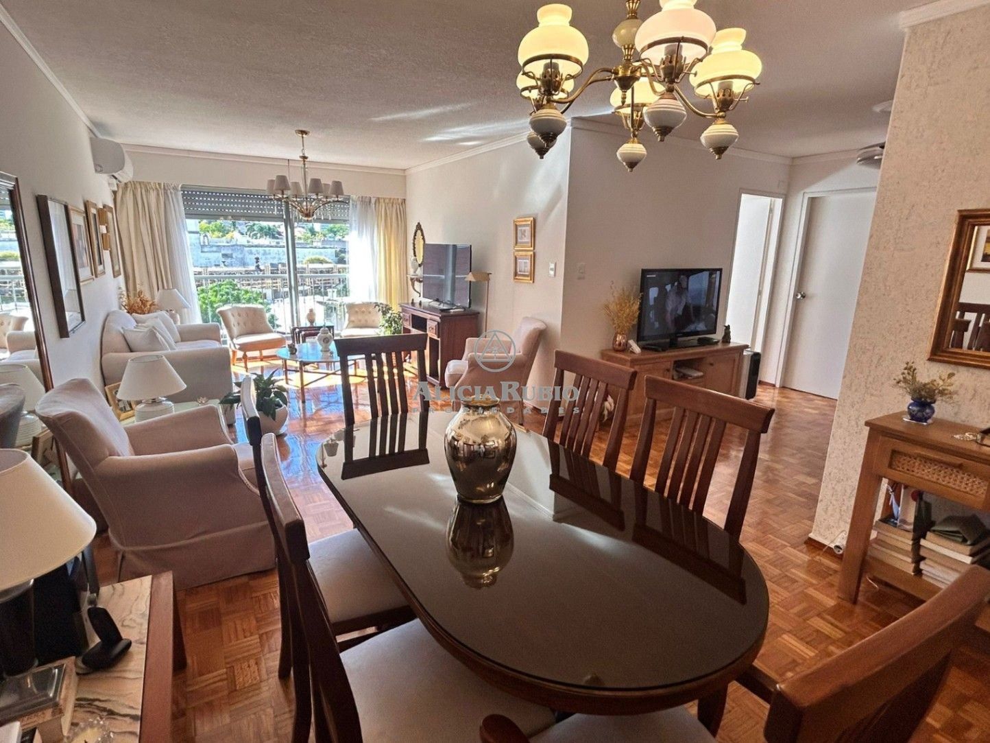 APARTAMENTO EN ALQUILER SIN MUEBLES. SIN GARAJE. DISPONIBLE A PARTIR DEL 1º DE OCTUBRE