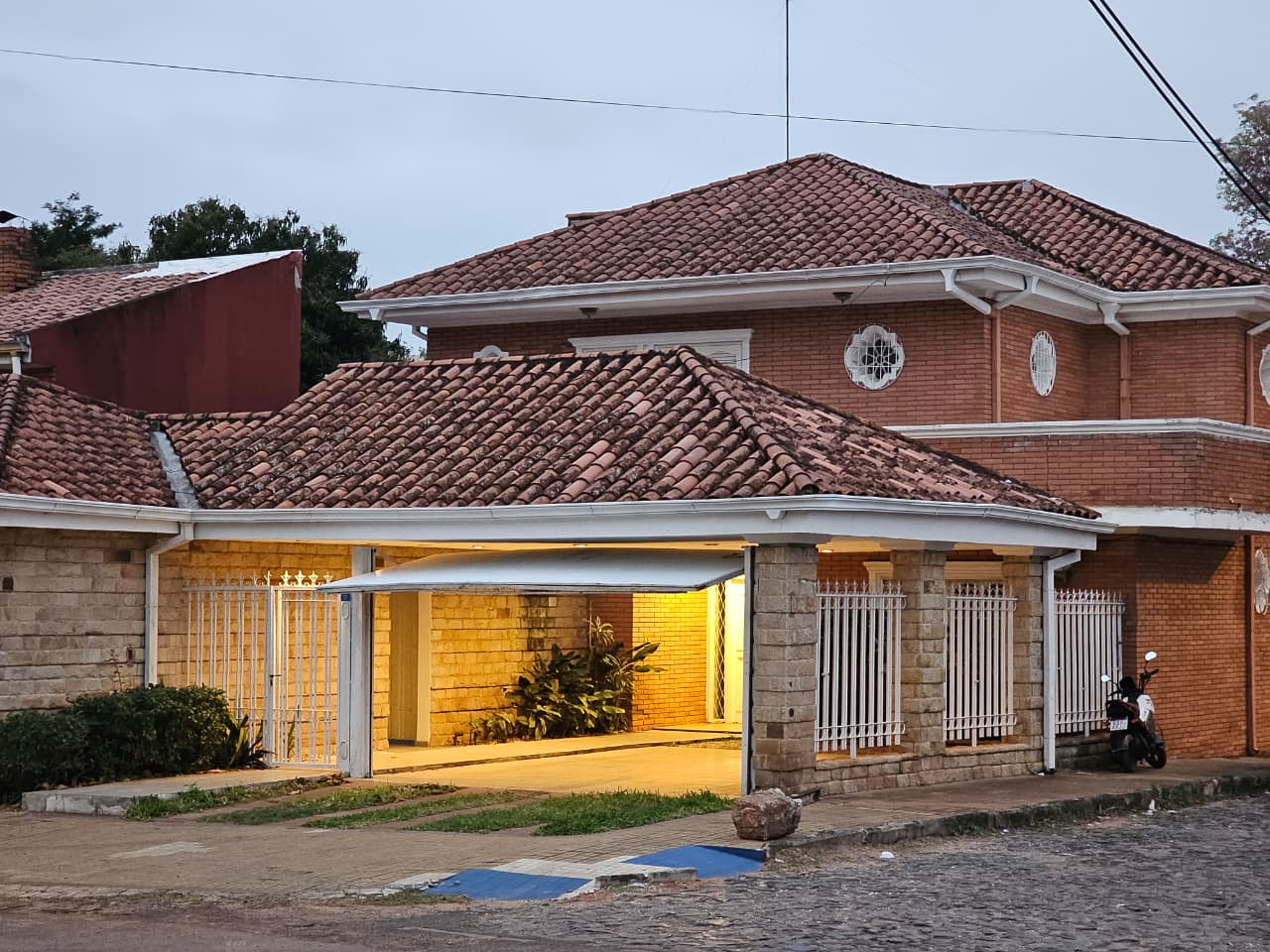 Casa en alquiler en Mariscal López