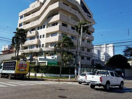 Zona Centro Amplio Departamento En Venta