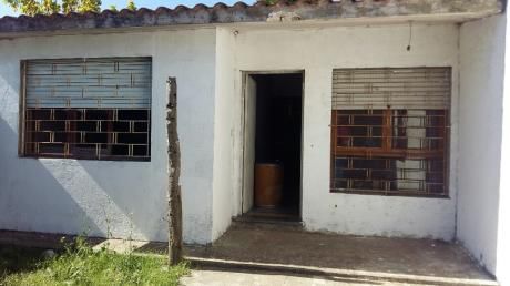2 Casas Con 200 M2 Edificados Techo Planchada