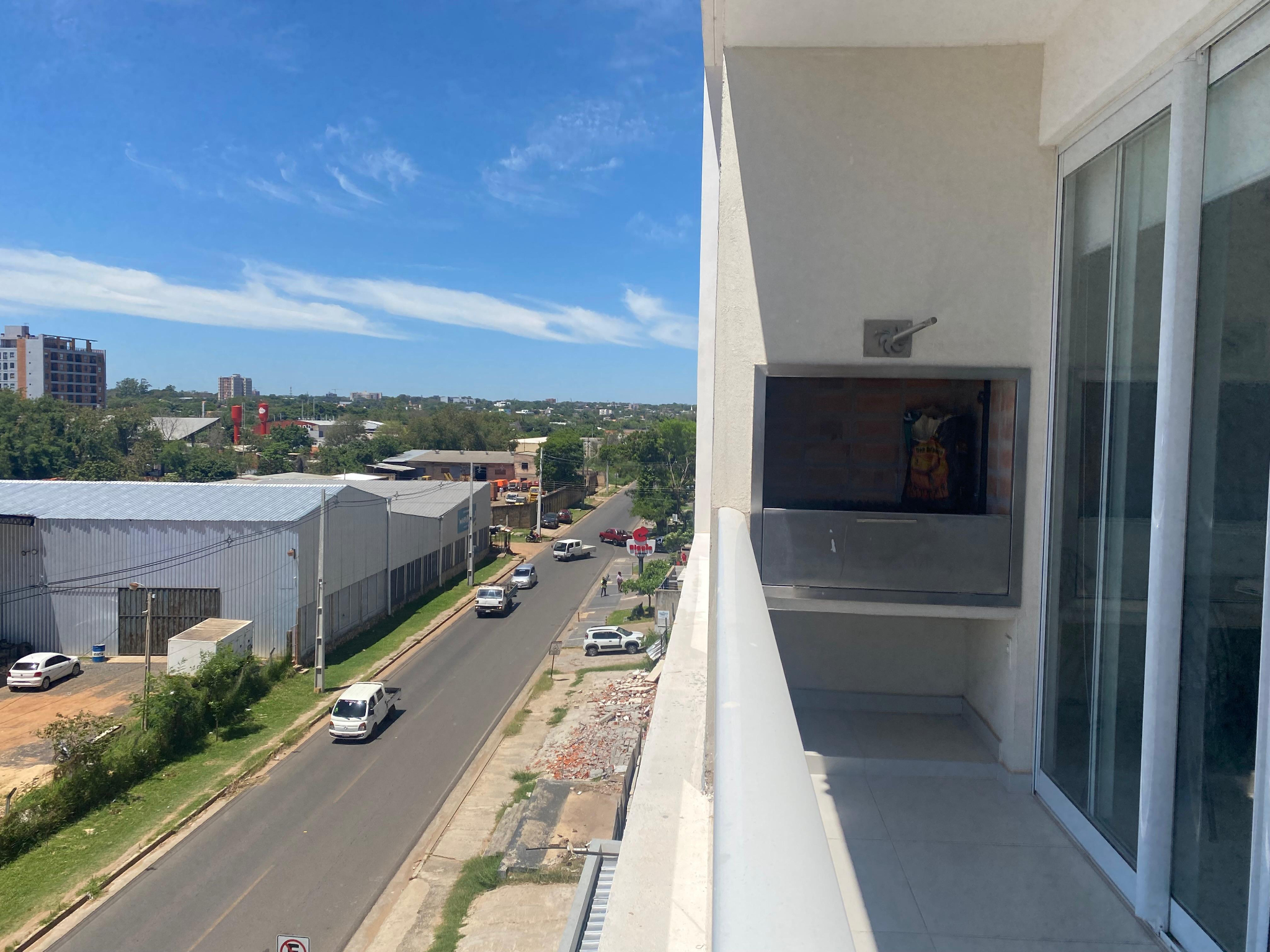 Amplio Departamento Amoblado de 2 dormitorios 2 Baños a Estrenar en Asunción! — foto 3
