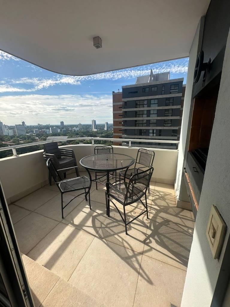 ALQUILO DEPARTAMENTO AMOBLADO DE 2 HABITACIONES EN EDIFICIO SKY TOWER — foto 2