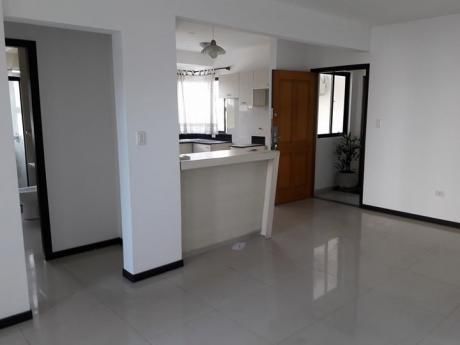 Departamento De 1 Dormitorio De 72m2 En Equipetrol En Venta En 90.000$us