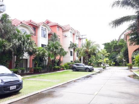 Departamento Exclusivo En El Condominio Buganvillas