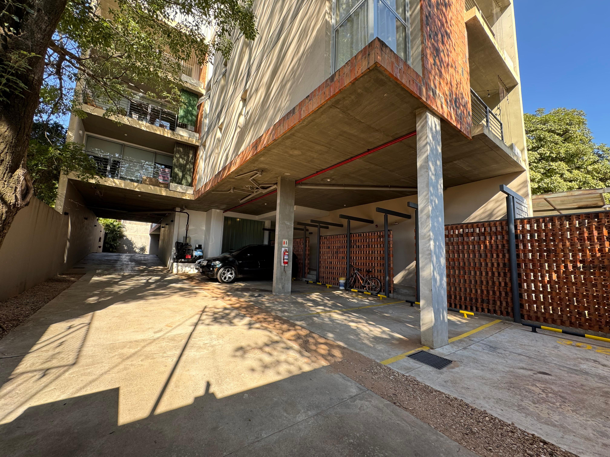 VENDO DEPTO DE 2 DORMITORIOS ZONA PARQUE DE LA SALUD — foto 3