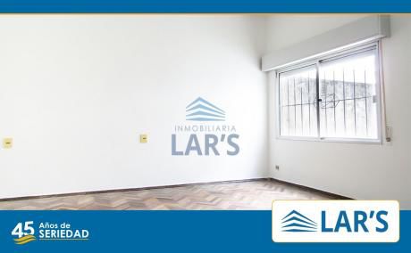 Apartamentos En La Comercial