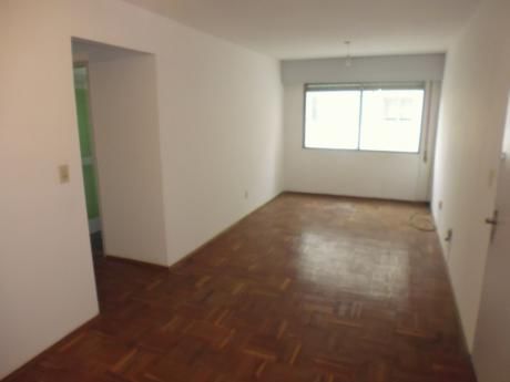 Piso 7 Contrafrente Av Brasil Esq Brito Del Pino