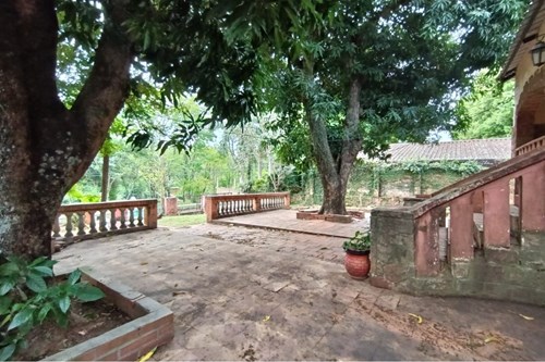 Casa Colonial En Caacupé — foto 2