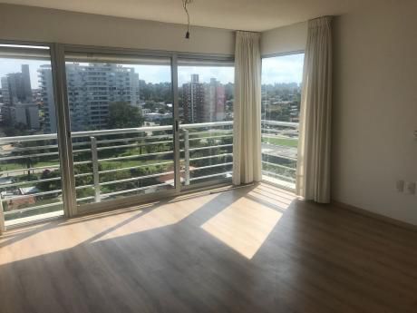 Apartamento De 1 Dormitorio Malvín