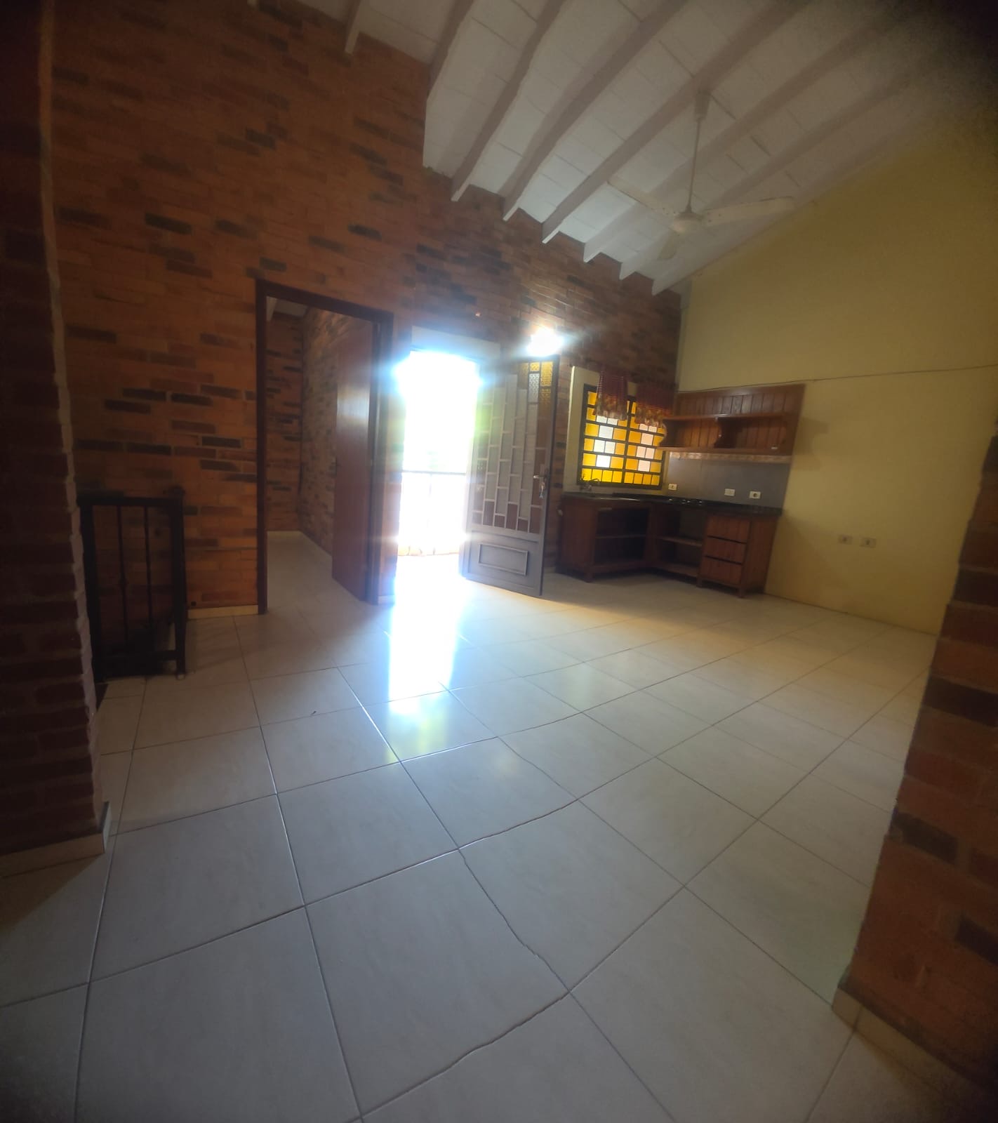 ALQUILO DEPARTAMENTO DE 3 DORMITORIOS EN LAMBARE — foto 2