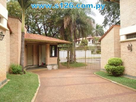 Casa En Condominio En Alquiler - Mariscal Estigarribia.