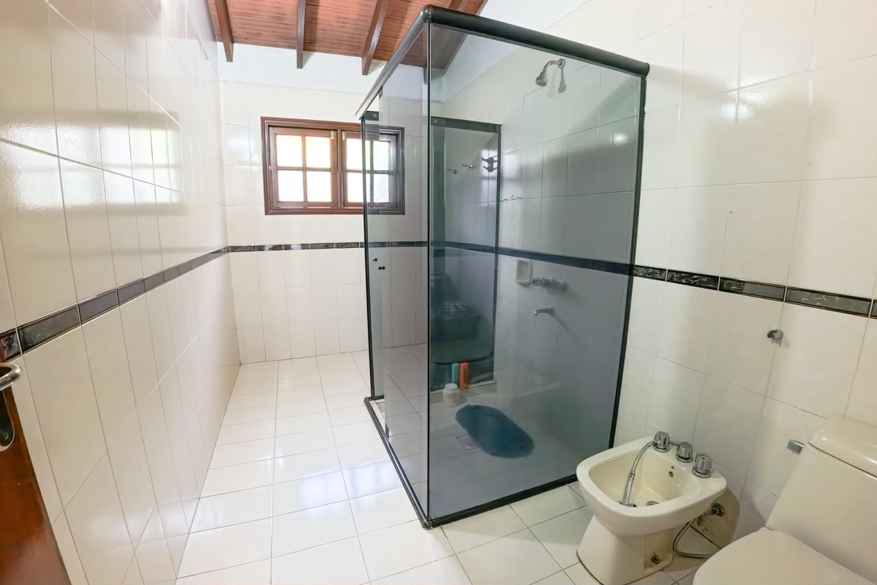 RESIDENCIA EN VENTA EN PARANA COUNTRY CLUB — foto 2