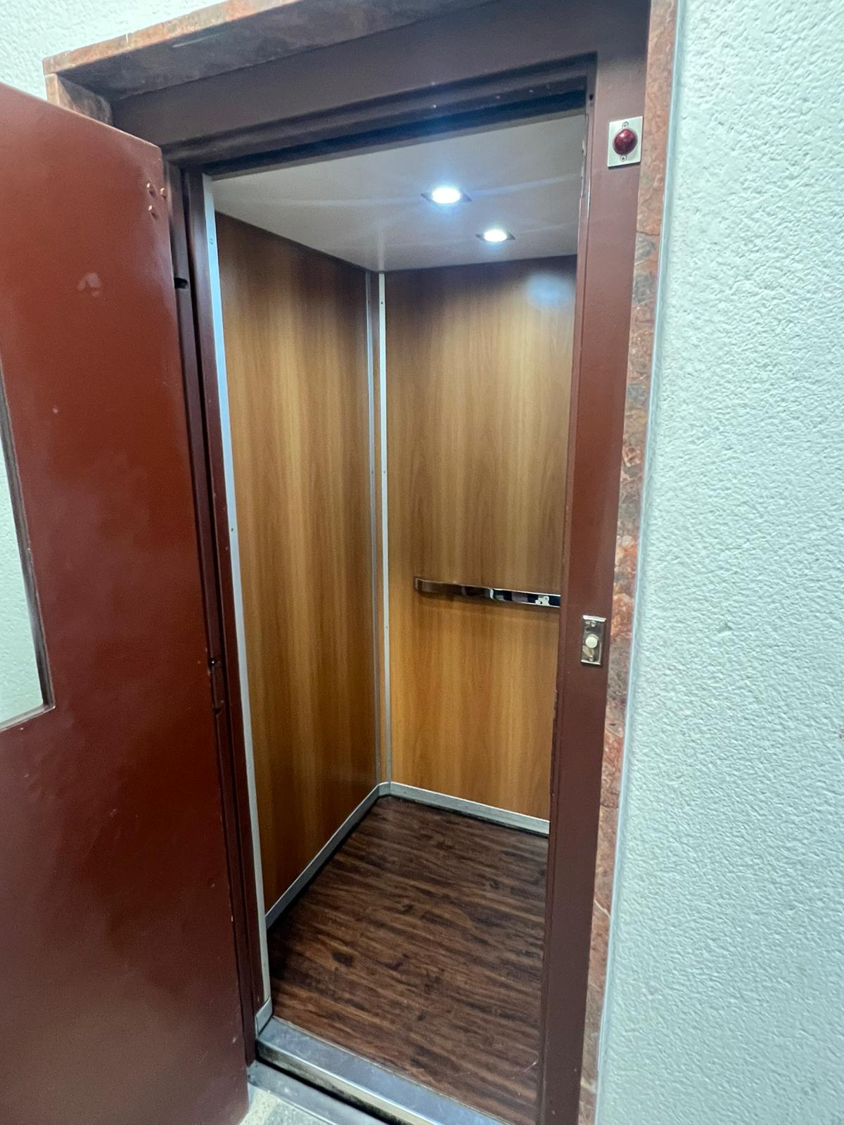 Oficina En Alquiler / Venta En El Centro De Montevideo · Foto 4