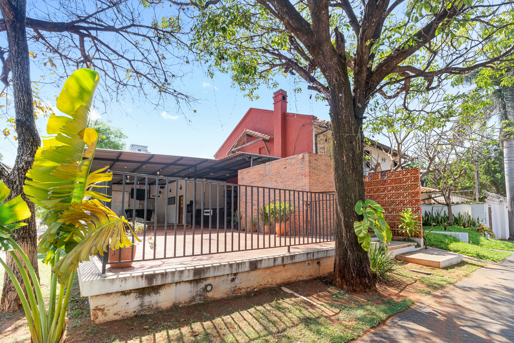 Residencia en Mburucuyá en VENTA — foto 2