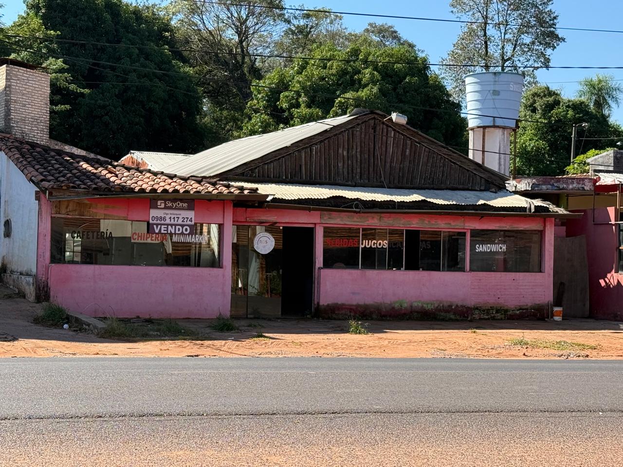 VENDO TERRENO EN PARAGUARI DE  907M2, FRENTE MISMO  A LA FRUTERIA PARAGUARI