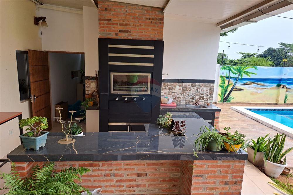 VENDO HERMOSA CASA C/PISCINA-SAN LORENZO — foto 2