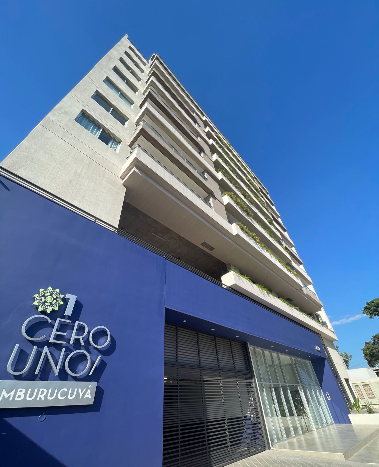 Alquilo Departamento Amoblado en el  Edificio Cero Uno Mburucuya — foto 2