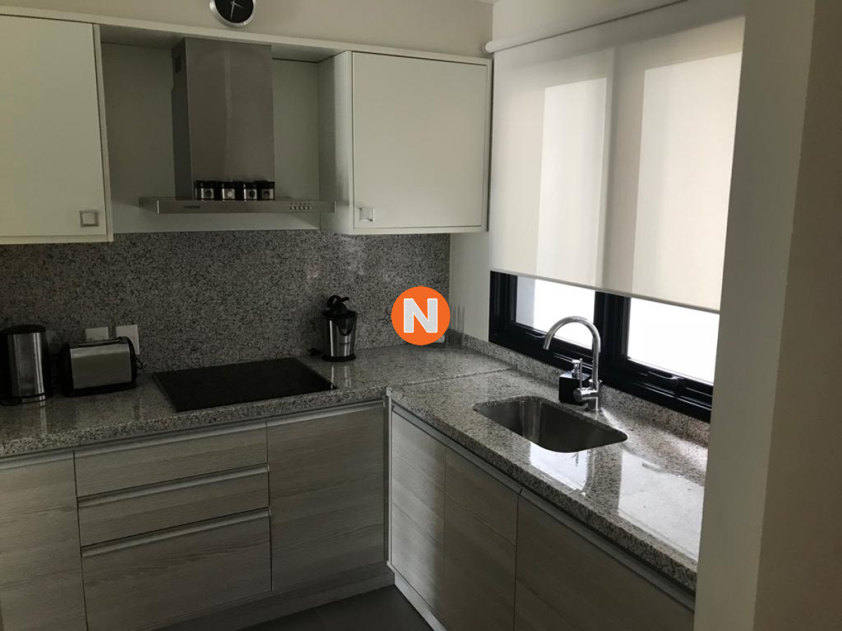VENTA DE APARTAMENTO DE 2 DORMITORIOS EN TORRE GREEN LIFE PUNTA DEL ESTE