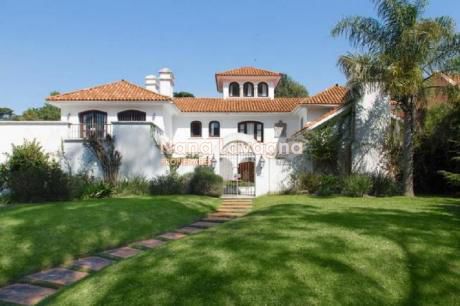 Casa En Venta, San Rafael, Punta Del Este, 5 Dormitorios.
