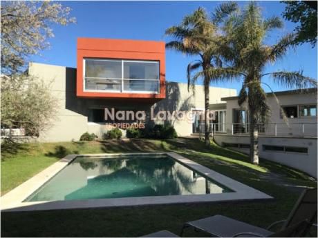 Oportunidad , Casa En Venta Y Alquiler, Pinares, Punta Del Este, 4 Dormitorios.