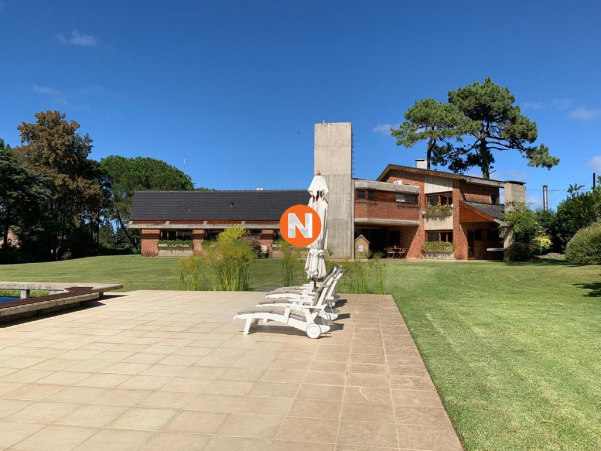 Casa en venta en Cantegril