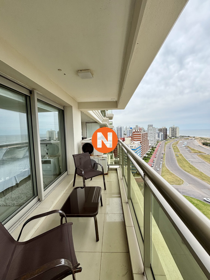 Moderno apartamento frente a Playa Brava - amplitud y confort · Foto 12