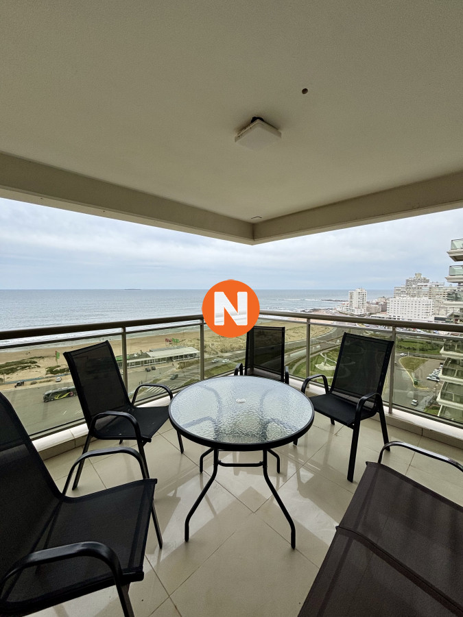 Moderno apartamento frente a Playa Brava - amplitud y confort · Foto 5