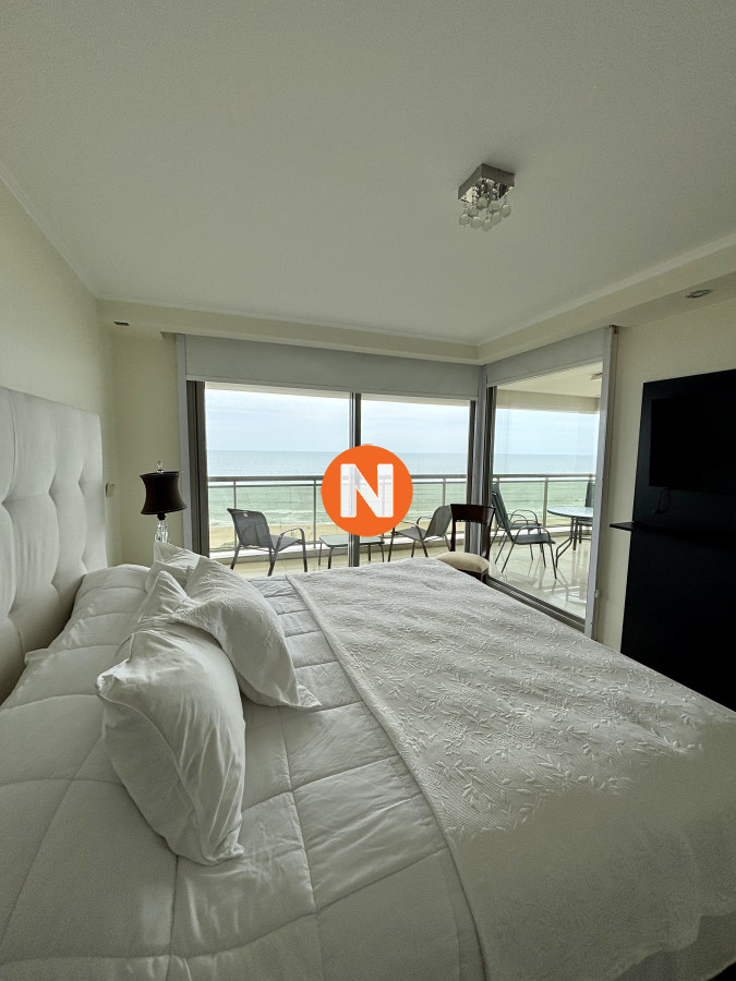 Moderno apartamento frente a Playa Brava - amplitud y confort · Foto 11