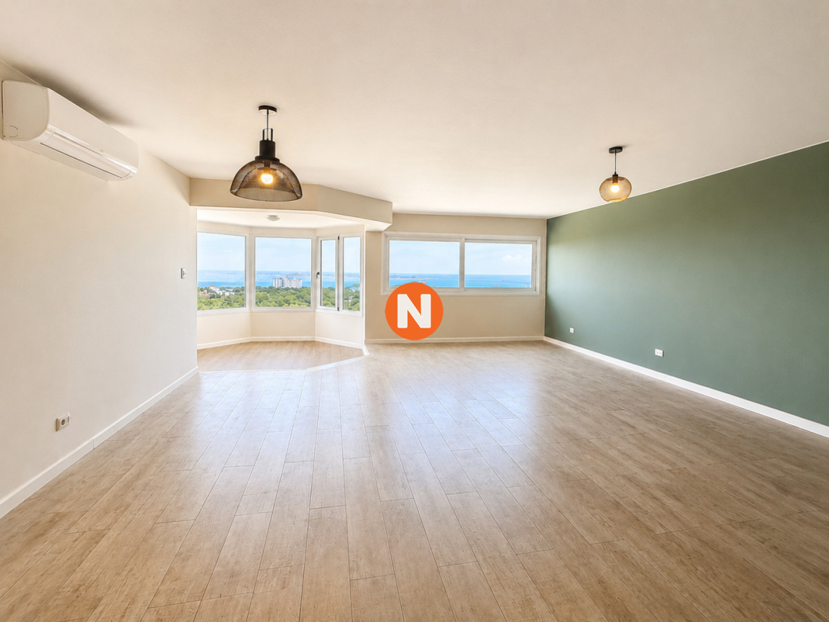 Alquiler Anual de amplio apartamento de 3 Dormitorios completamente reciclado sobre Roosevelt, Punta del Este