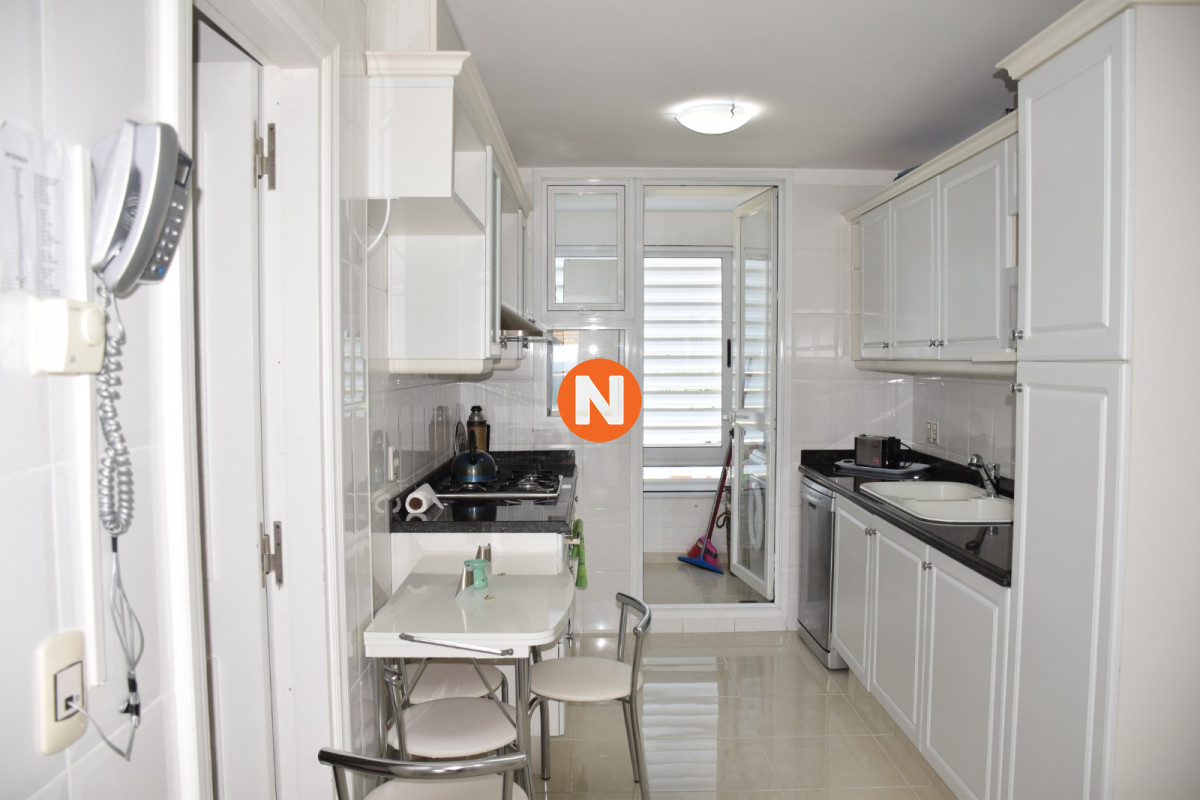VENTA ALQUILER PUNTA DEL ESTE PRIMERA LINEA MANSA · Foto 7