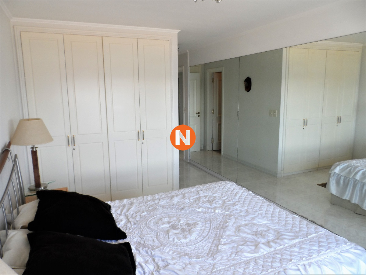 Apartamento en Alquiler, Mansa, Punta del Este, 3 Dormitorios. · Foto 10