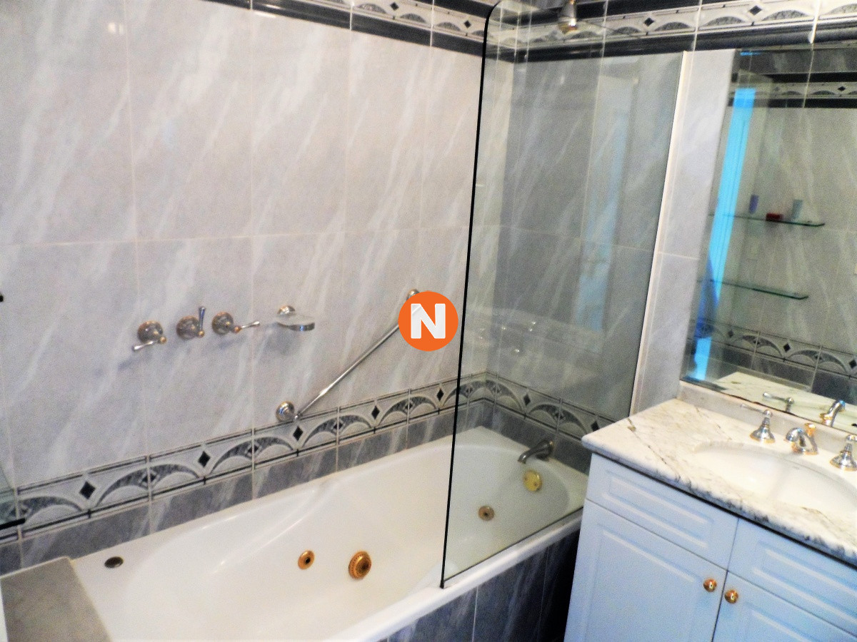 Apartamento en Alquiler, Mansa, Punta del Este, 3 Dormitorios. · Foto 11