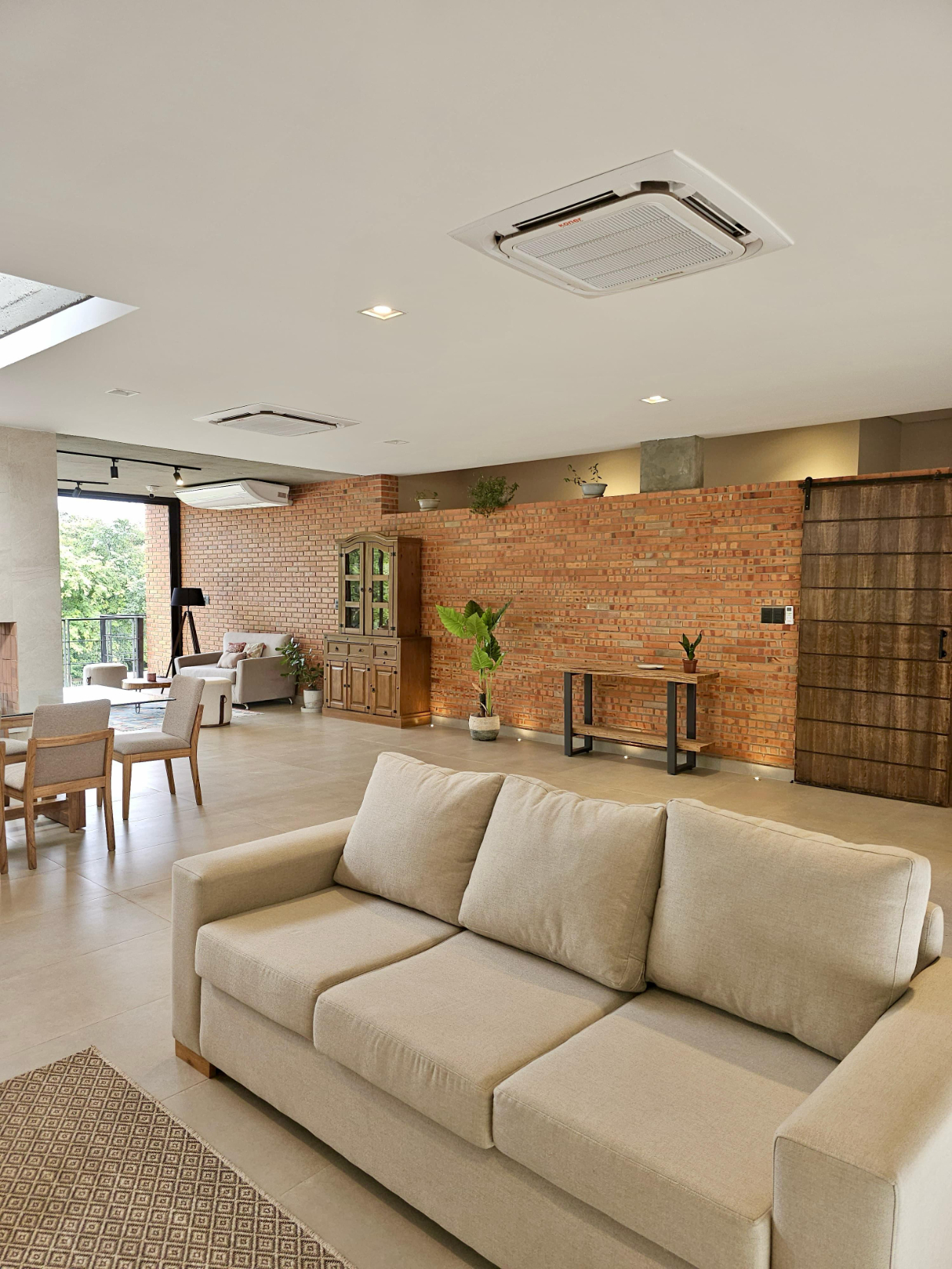 Espectacular vivienda full amoblada en condominio en San Bernardino — foto 3