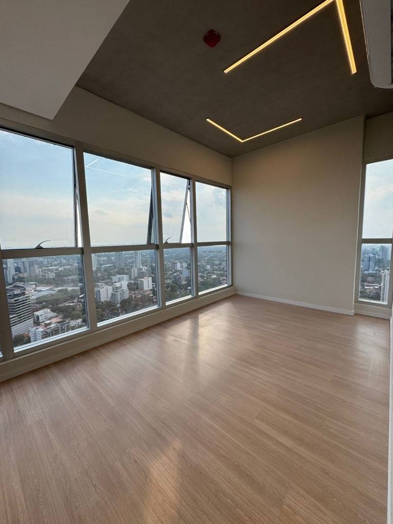 VENDO DEPARTAMENTO A ESTRENAR EN PETRA TOWER — foto 3