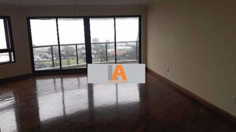 Divina Planta De 125 M2 - Piso 6º - Pta. Carretas