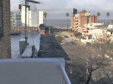 Muy Cuidado !!! Precioso En Piso Alto A Pasitos De Rambla