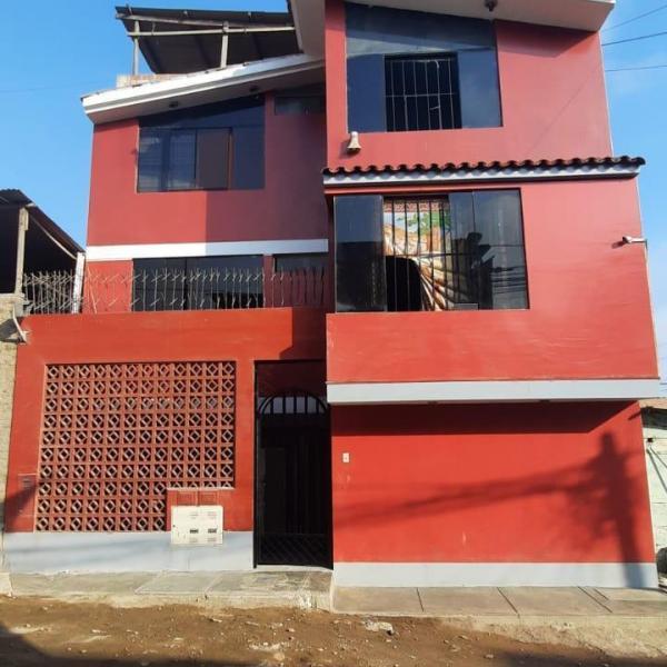 Casa en venta en Villa María del Triunfo