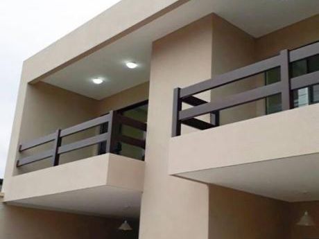 Lujosa Casa En Venta En Zona Norte.