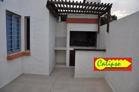 Venta Atlántida - Casa 2 Dormitorios -ref .203- Inmobiliaria Calipso